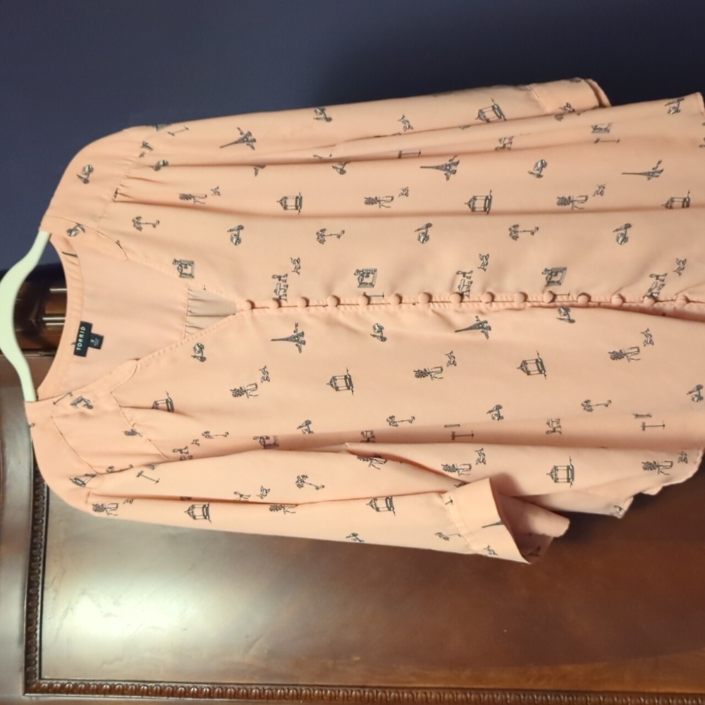 Paris themed Women's blouse.